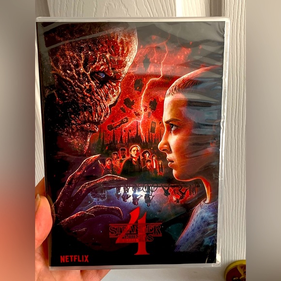 Stranger Things Season 4 DVD - Picture 1 of 2